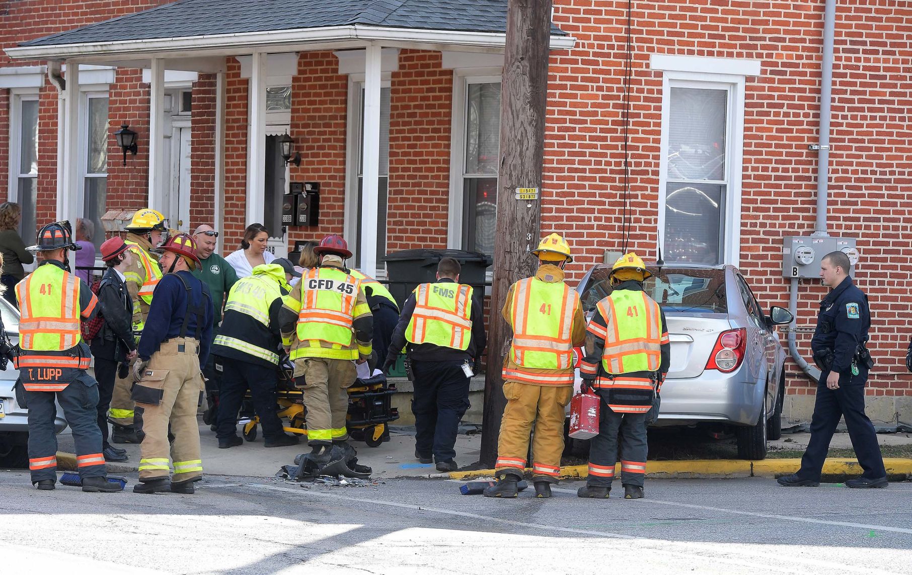 College Street Car Crash
